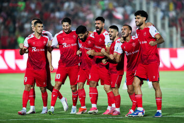 هفته دوم لیگ برتر فوتبال؛ پرسپولیس - استقلال خوزستان