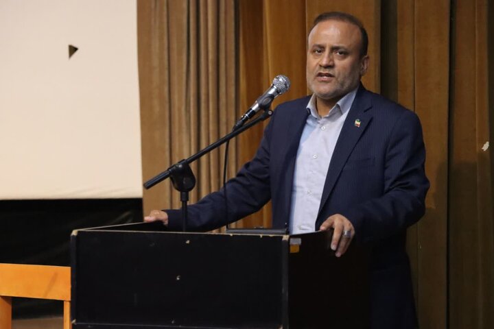 رسانه مزاحم مدیریت نیست؛ شریک مدیریت است