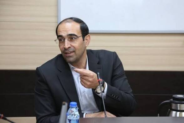 مدیرعامل توزیع برق کرمانشاه: توسعه نیروگاه‌های خورشیدی راه برون رفت از ناترازی برق است