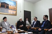 رئیس بنیاد شهید با آیت‌الله شهرستانی دیدار کرد