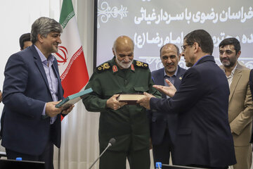 نشست نخبگان، مبتکران و فناوران استان در جهاد دانشگاهی خراسان رضوی