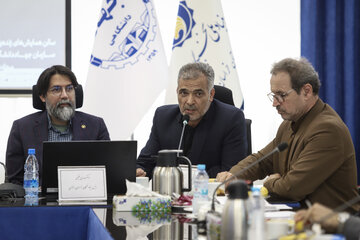 سخنرانی محسن مرادی، رئیس دانشگاه آزاد اسلامی خراسان رضوی در نشست نخبگان، مبتکران و فناوران استان در جهاد دانشگاهی خراسان رضوی