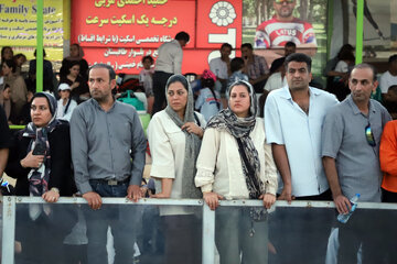 رقابت‌های اسکیت سرعت قهرمانی غرب کشور در بخش بانوان-کرمانشاه