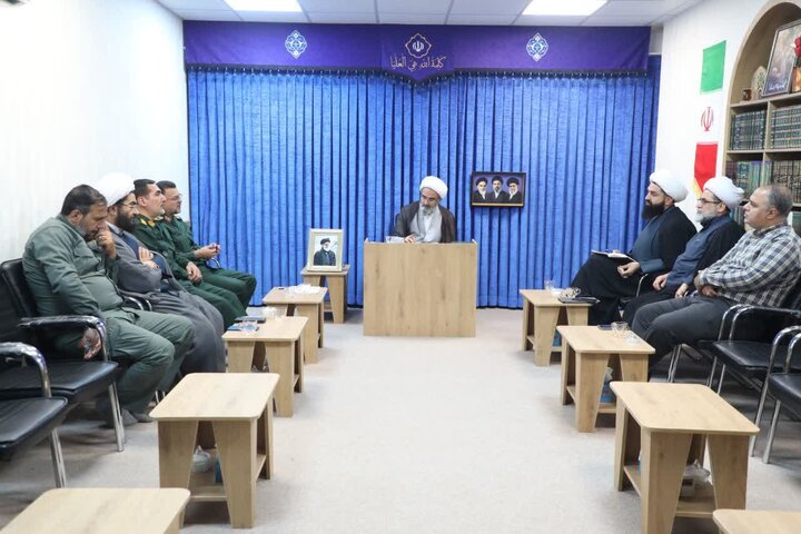 تأکید امام جمعه سمنان بر ضرورت احیای مرجعیت مسجد در تحولات فرهنگی و اجتماعی