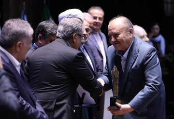 تجلیل از پزشکان نکونام اردبیل در ویژه برنامه«عهد طبیب» در اردبیل