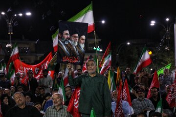 مراسم چهلمین روز تدفین رهبر انقلاب در همدان