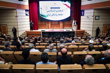 پزشکیان: منکر کمبودها و کاستی‌ها نیستیم/دولت با تمام وجود به دنبال خدمت به مردم است