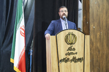 استاندار: روند توسعه فارس در سخت‌ترین شرایط متوقف نشد/ اختصاص ۲ همت برای توسعه کازرون