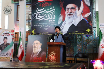 سخنرانی حجت الاسلام محمدی نسب عقیدتی سیاسی نیروی انتظامی اهر در مراسم بزرگداشت چهلم (آقای شهید ایران) این شهرستان