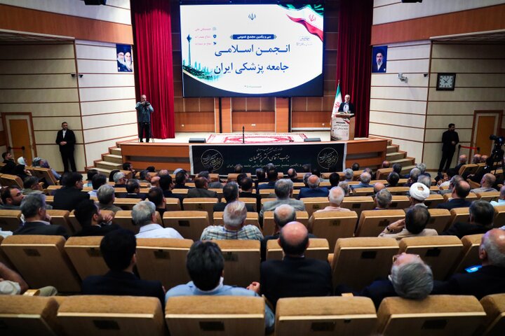 پزشکیان: منکر کمبوها نیستیم/ بهتر است امروز که در قدرت و عزت هستیم جنگ را پایان دهیم