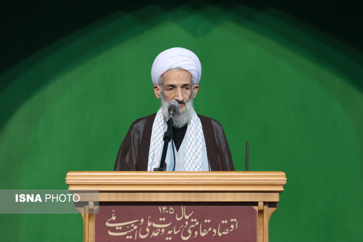 امام‌جمعه ساری: خشکاندن سرچشمه‌های فتنه وظیفه مجلس و دولت است