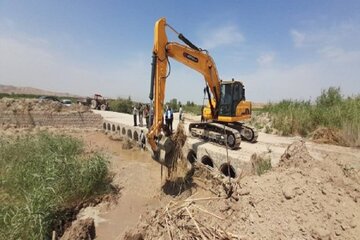بازگشایی ۴۰ گلوگاهِ مسیل‌های خراسان شمالی/شناسایی ۴۴۸ سازه تقاطعی غیراصولی در استان