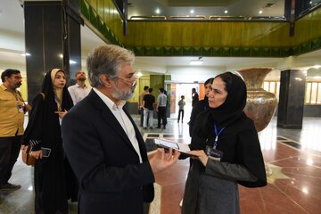 رئیس دانشگاه صنعتی اصفهان: مناظرات دانشجویی  زمینه گفت‌وگوی سالم و سازنده را فراهم ‌می‌کند