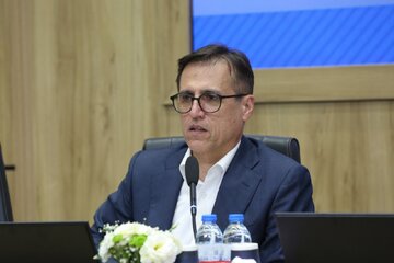 آموزش‌هایی ارائه می‌شود که ارتباطی با بازار کار ندارد