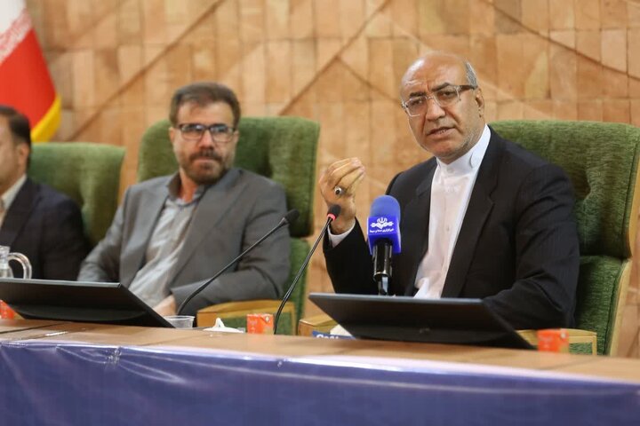 استاندار: باید تشکل‌های مردمی را به قدرتی بزرگ برای حل مسائل کرمانشاه تبدیل کنیم