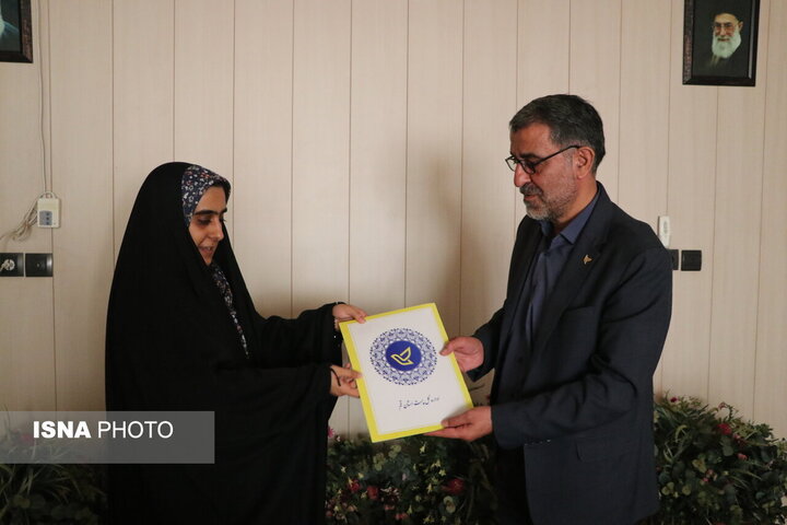 بازدید مدیرکل اداره پست استان قم از خبرگزاری دانشجویان ایران+تصاویر