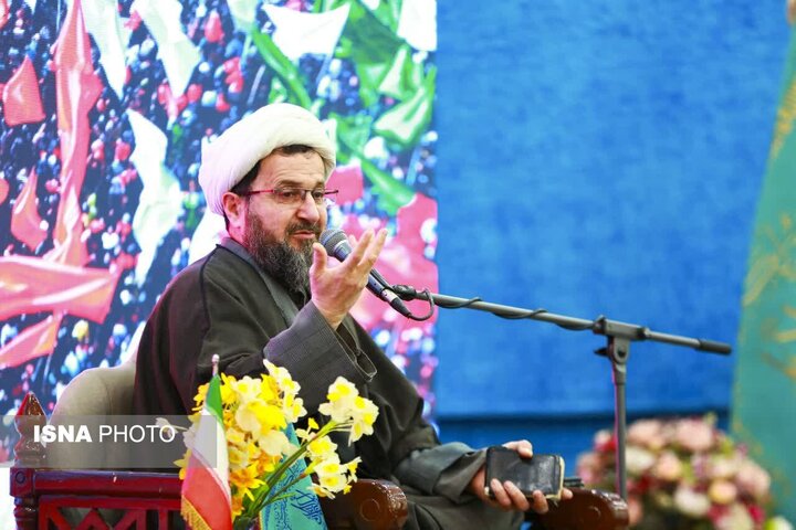 استاد حوزه علمیه: پذیرش امامت امام زمان(عج) معیار حیات حقیقی انسان است