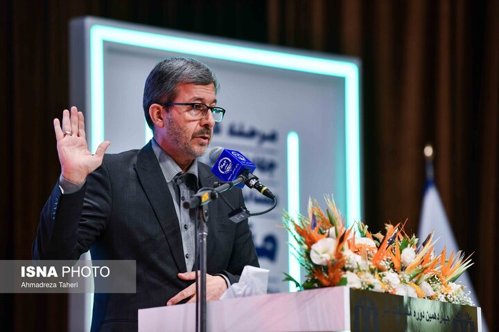 استاندار اصفهان: ایده‌های برتر دانشجویان به سیاست یا اقدام عملی تبدیل شوند