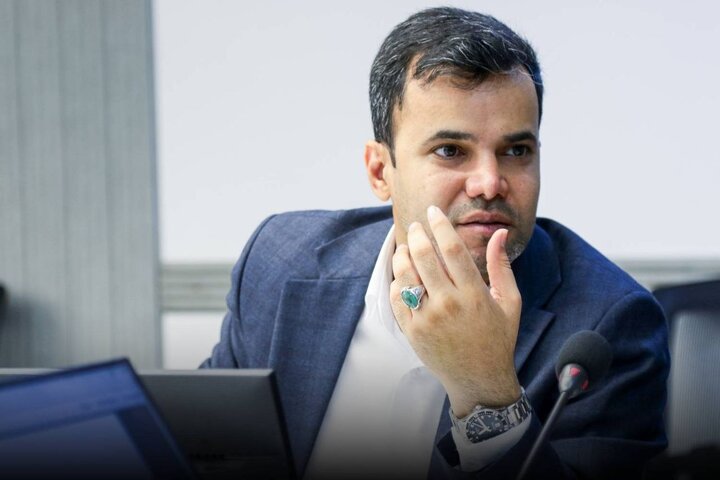ترکیب متانول با بنزین،باعث بهبود فرایند احتراق،کاهش برخی آلاینده‌هاوبهبود کیفیت هوا می‌شود