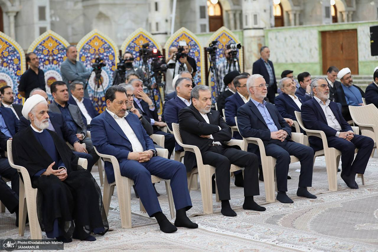 واکنش وزیر امورخارجه به تهدیدات و محاصره اقتصادی دشمن