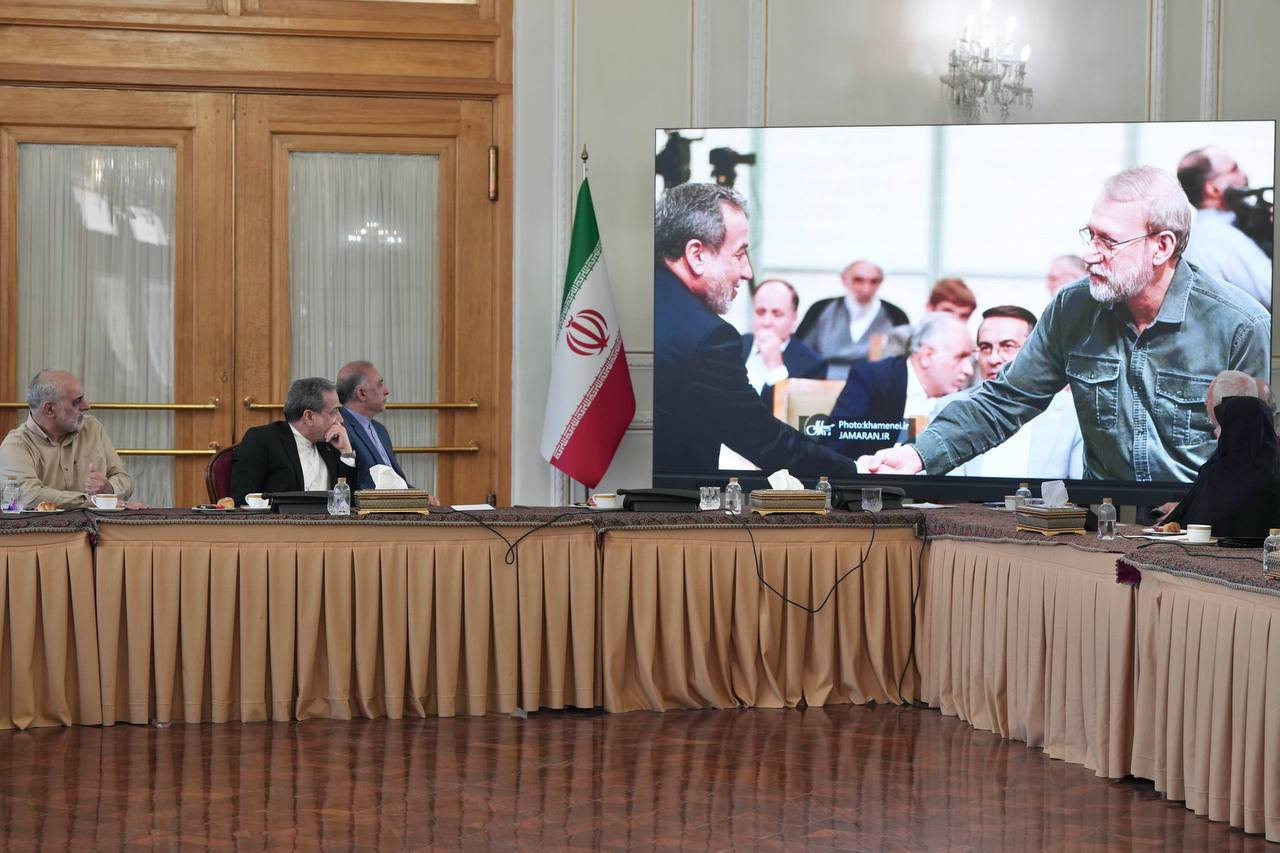مراسم تجلیل از خانواده شهدای وزارت امور خارجه با حضور وزیر امور خارجه