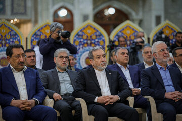 مراسم تجدید میثاق اعضای دولت با آرمان‌های امام راحل