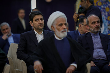 مراسم تجدید میثاق اعضای دولت با آرمان‌های امام راحل