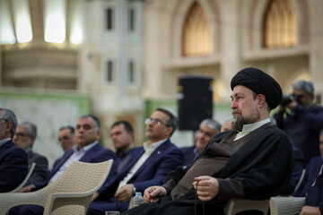 مراسم تجدید میثاق اعضای دولت با آرمان‌های امام راحل