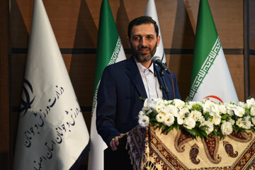 سخنرانی سید مهدی صدری مدیر کل ورزش و جوانان استان اصفهان در آیین تقدیر از افتخارآفرینان ورزش - اصفهان