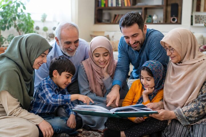 دورهمی‌های خانوادگی گذشته؛ از انتقال تجربه تا هویت‌بخشی به نسل جدید