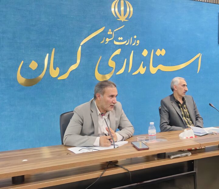 تحویل ۳۰۴۵ واحد نهضت مسکن در کرمان همزمان با هفته دولت/ مقاوم‌سازی ۷۰ درصد واحدهای روستایی