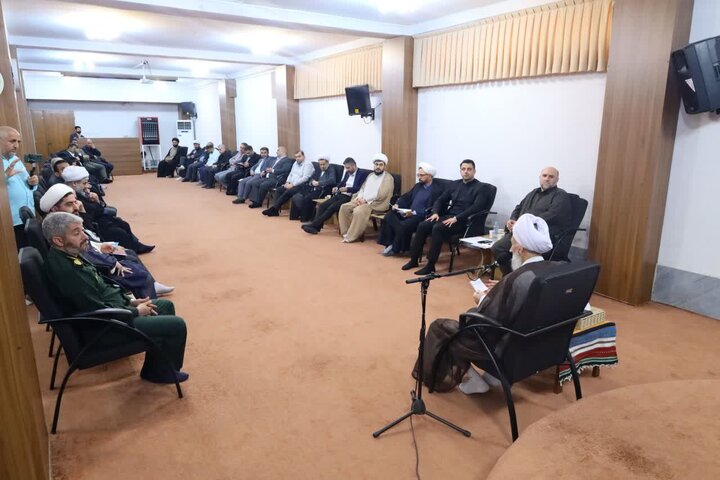 عضو خبرگان رهبری: نگاه سکولاریستی به دین مردود است