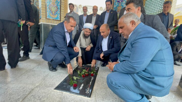 فرماندار ورامین: مسئولان باید اخلاص و خدمت به مردم را در عمل نشان دهند