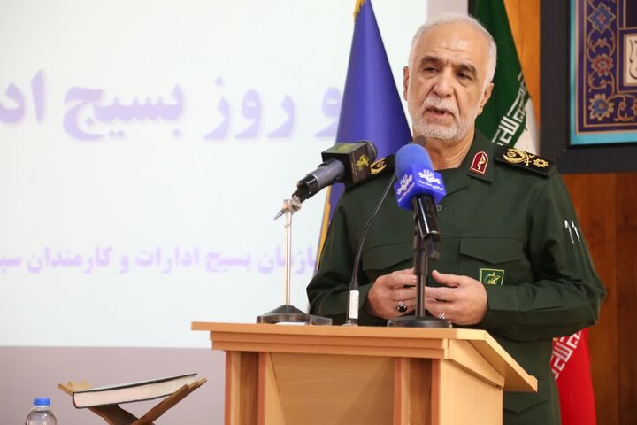 دشمن در عرصه نظامی شکست خورده و امروز به دنبال ایجاد دودستگی در جامعه است