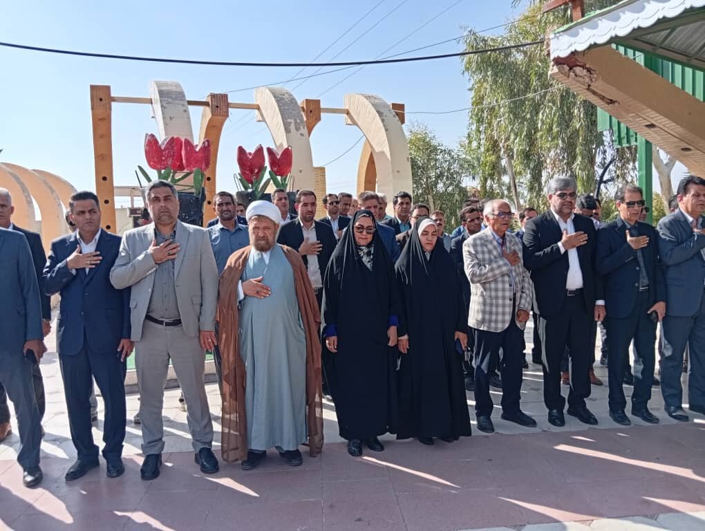تجدید میثاق مدیران جیرفت با شهدا در آغاز هفته دولت/ افتتاح و کلنگزنی ۱۴۴ پروژه