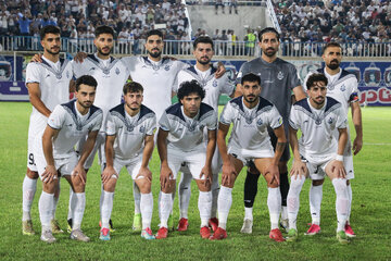 تیم ملوان در هفته سوم لیگ برتر فوتبال ایران مقابل فجر سپاسی