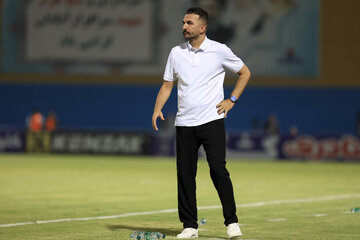 محمد نوری، سرمربی تیم فوتبال صنعت نفت آبادان