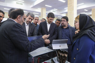 سفر یک روزه وزیر ارتباطات و فناوری اطلاعات به اصفهانبازدید سیدستار هاشمی،وزیر ارتباطات و فناوری اطلاعات از پارک فناوری و اطلاعات منطقه‌ای اصفهان 