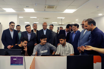 بازدید معاون علمی، فناوری و اقتصاد دانش‌بنیان رئیس‌جمهور از پارک علم و فناوری کرمانشاه