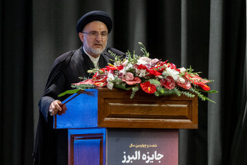 سخنرانی سید مهدی خاموشی، رئیس سازمان اوقاف و امور خیریه کشور در همایش شصت و چهارمین سال جایزه البرز