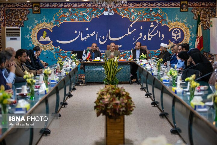 رئیس دانشگاه فرهنگیان اصفهان: مناظره دانشجویی یک مهارت اجتماعی اثرگذار است
