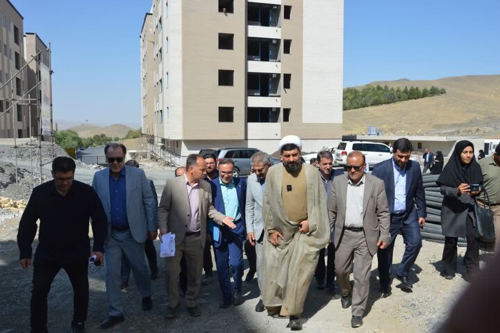 معاون وزیر راه و شهرسازی: ۱۶۰ هزار واحد مسکونی تا پایان سال تحویل متقاضیان می‌شود
