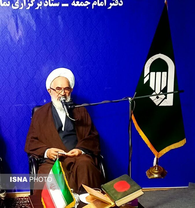 عضو خبرگان رهبری: مسئولیت ماندگار نیست؛ مسئولان برای حفظ انسجام جامعه در میدان باشند