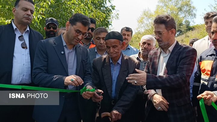 آسفالت و برقرسانی به روستاهای هزارجریب؛ گامی در مسیر عدالت دولت چهاردهم در نکا