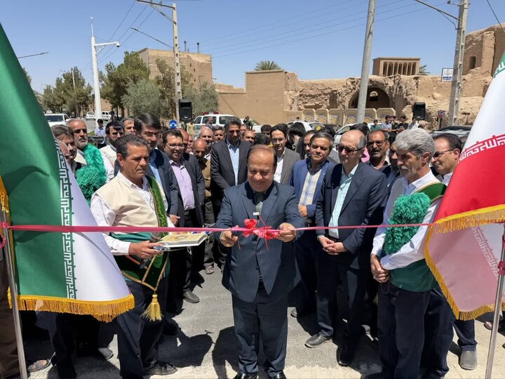 افتتاح ۴۰ طرح با سرمایه‌گذاری بیش از ۲ همت در میبد