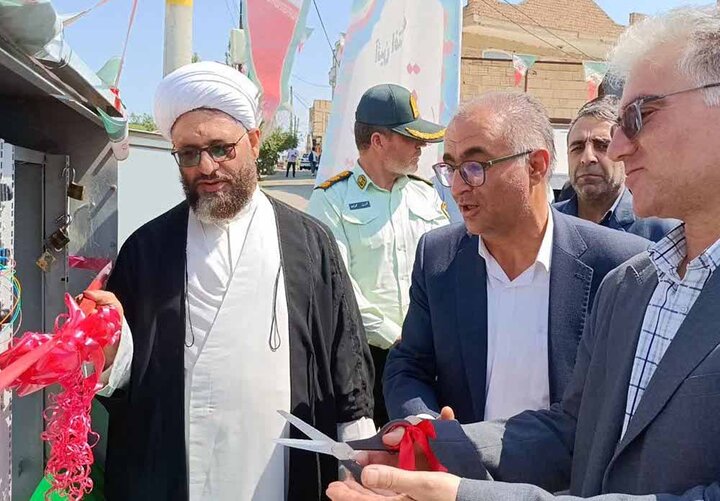 افتتاح طرح‌های عمرانی، بهداشتی و خدماتی در اهر و هریس