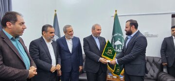 حضور سفیر ایران در مراسم گرامیداشت میلاد پیامبر (ص) و زیارت مرقد سلمان فارسی