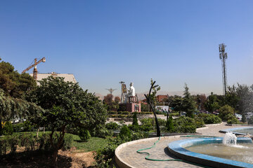 مراسم رونمایی از مجسمه کمال‌الملک