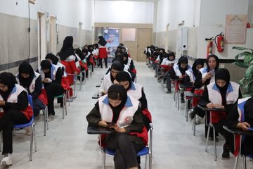 قهرمانی تیم خواهران هلال احمر بهار در مسابقات رفاقت مهر استان و راهیابی به مرحله کشوری