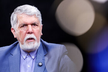 حضور سید عباس صالحی، وزیر فرهنگ و ارشاد اسلامی در ایسنا